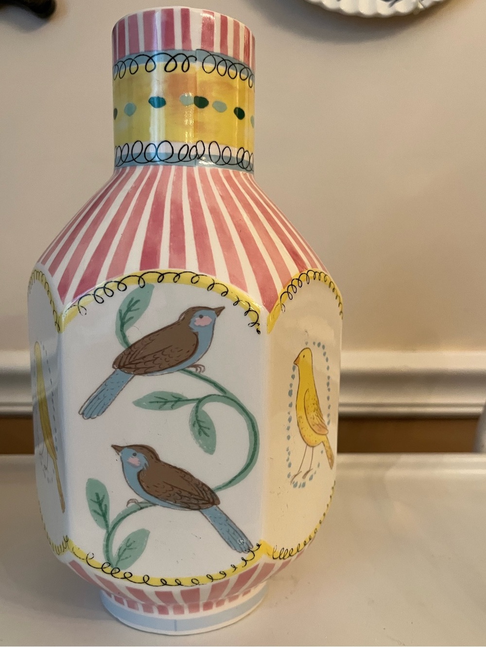 Hand-Painted Bird Motif Decorative Ceramic Vase - Pink & Yellow - Picture 3 of 6